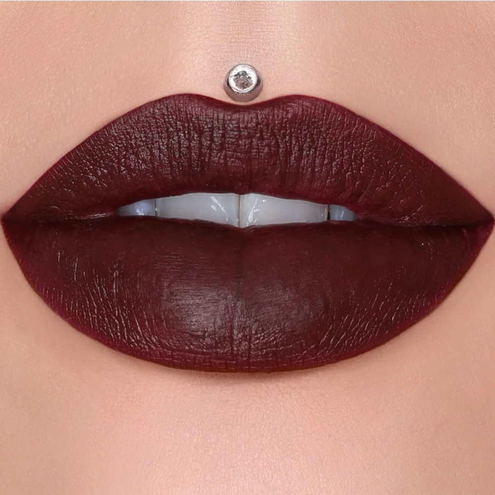 NEW Jeffree Star Cosmetics Velvet Trap Lipstick in Communion Wine Deep Red Matte